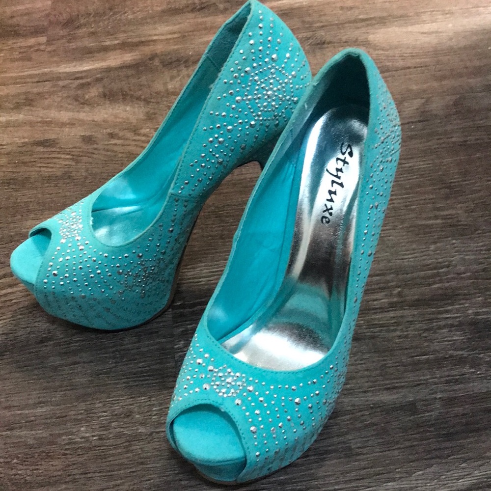 Platform heels blue with jewels 💎